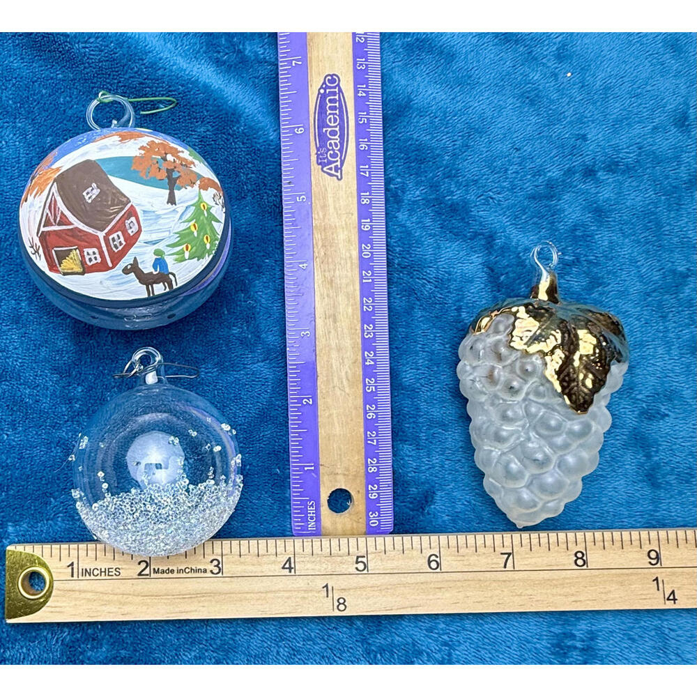 Swarovski Annual 2016 Ornament and 2 Hand Blown, Hand Painted Artisan Ornaments - Picture 4 of 4